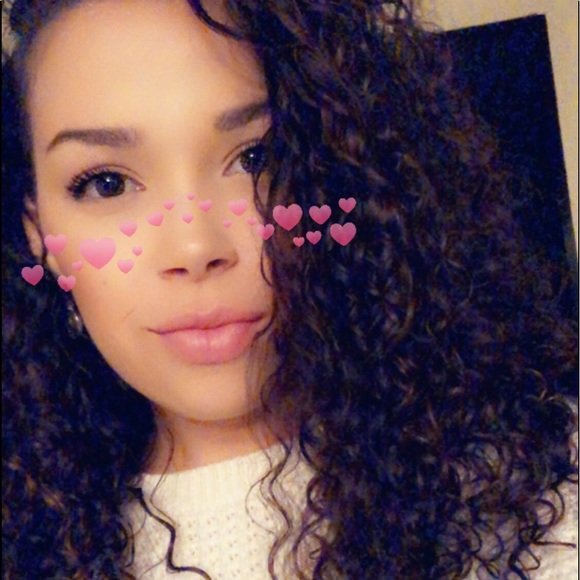 Meet your Posher, Whitney - Picture 1 of 1